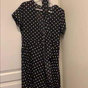 Flowy black and white dress